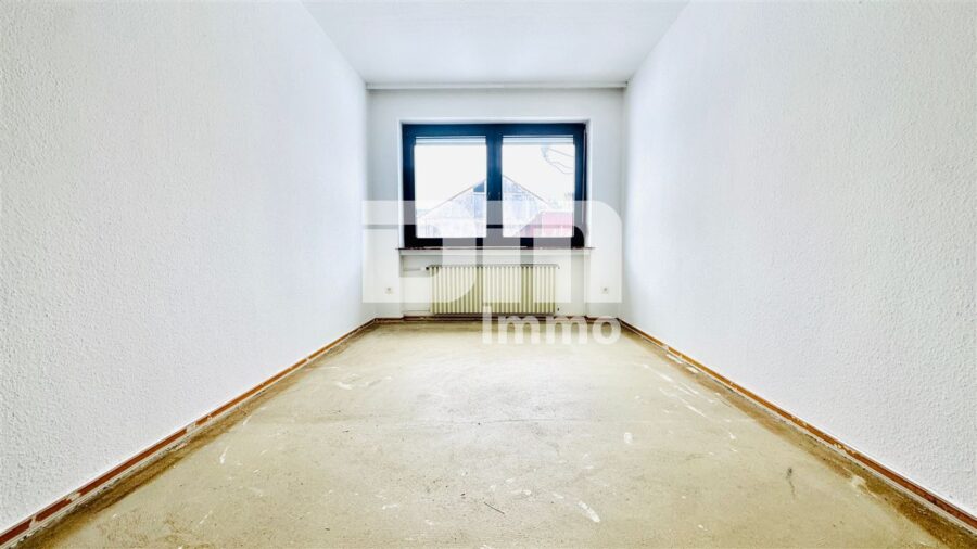 (R)eserviert!Wohn-/Hofensemble mit Einfamilienhaus, 2x Hofgebäude und Bungalow - Bungalow EG Kind / Gäste / Büro